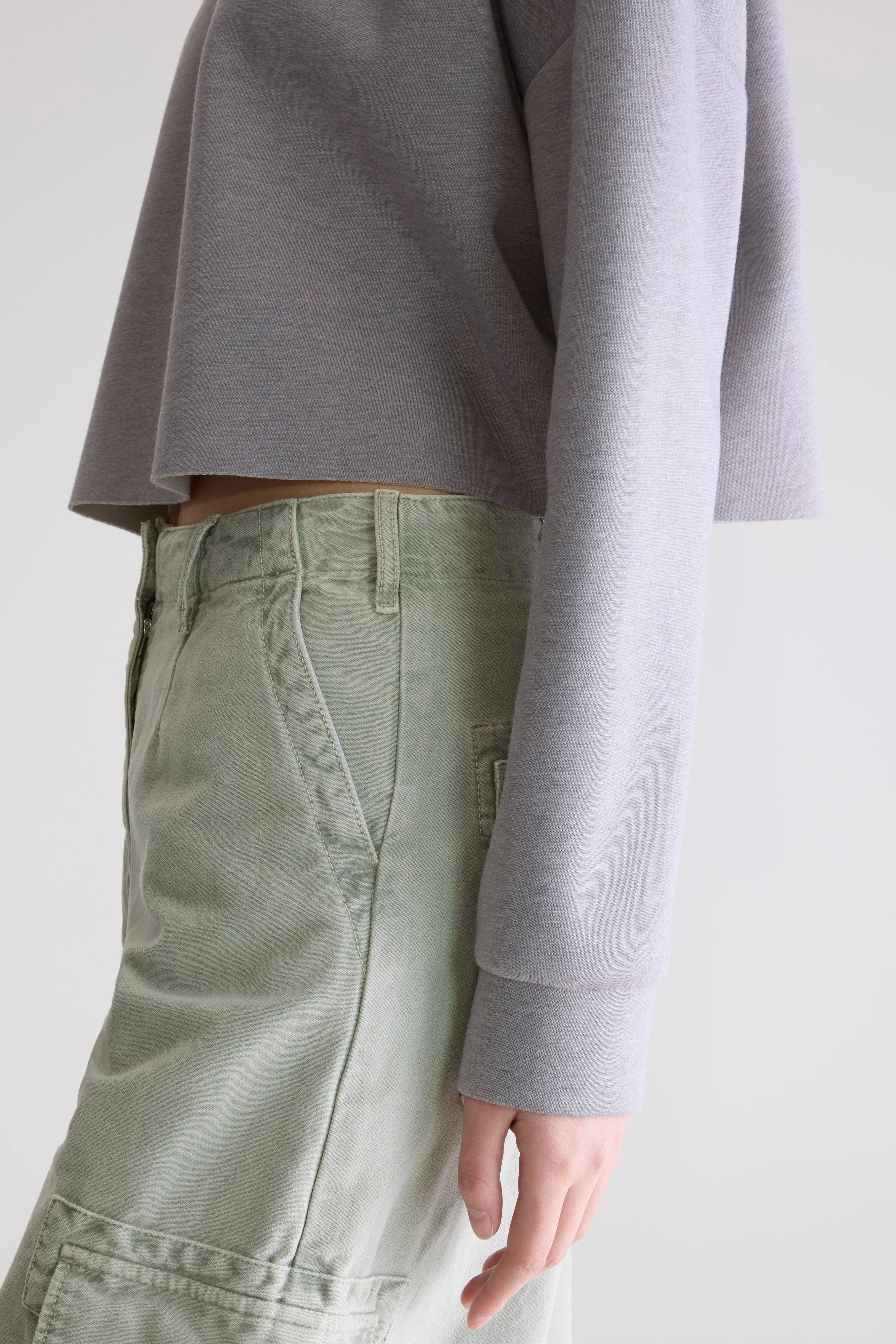 Julo cropped zip polo (252 / W / H. GREY) - Image 6